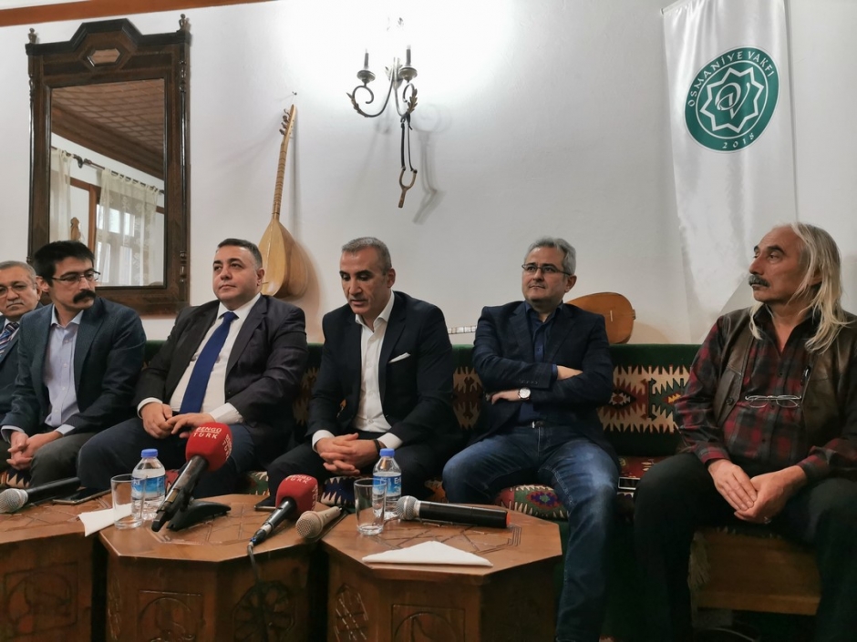 Osmaniye Vakfında "Medya ve İletişim" Söyleşisi