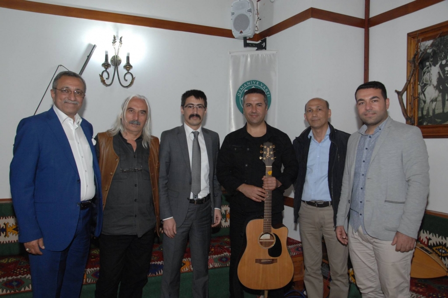 Zafer İşleyen Gecesi